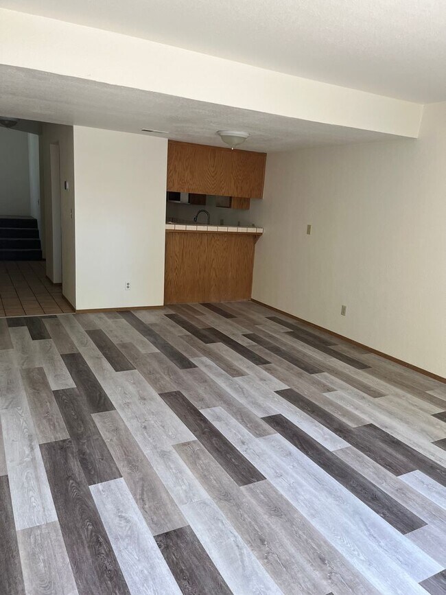 Foto del edificio - 870 Adams St