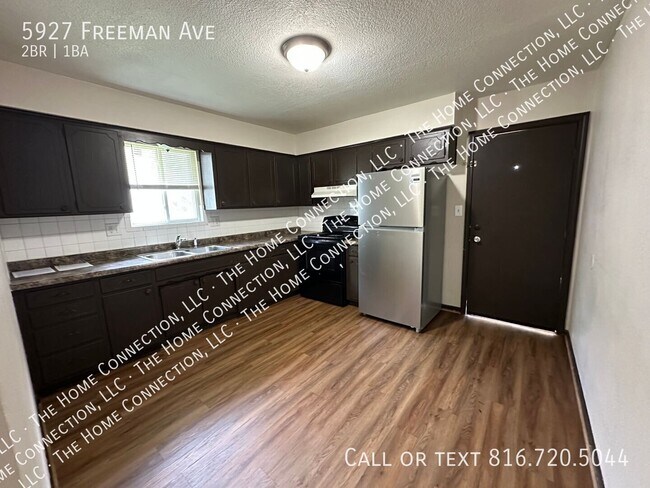 Foto del edificio - 5927 Freeman Ave