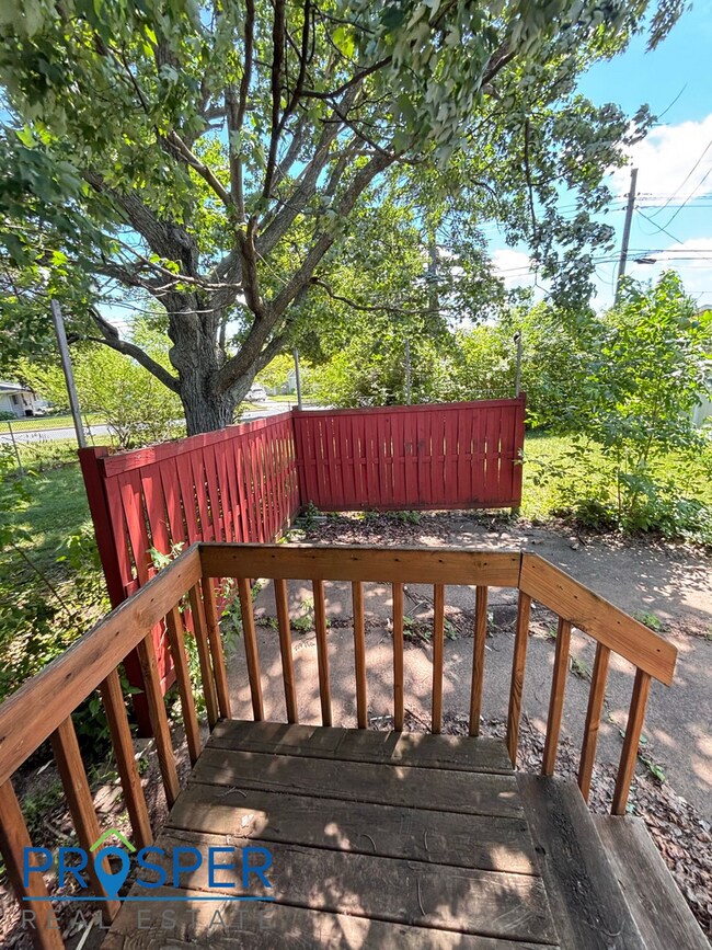 Foto del edificio - 3-Bedroom with Garage & Extra Parking