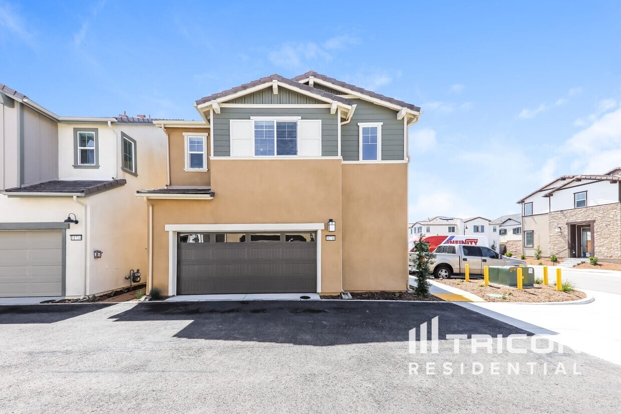 Foto principal - 31718 Luther Dr