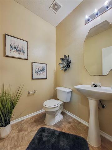 Foto del edificio - 10817 Fawn Valley Dr