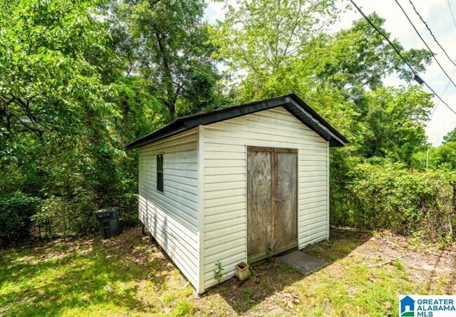 Building Photo - 1578 Cunningham Dr