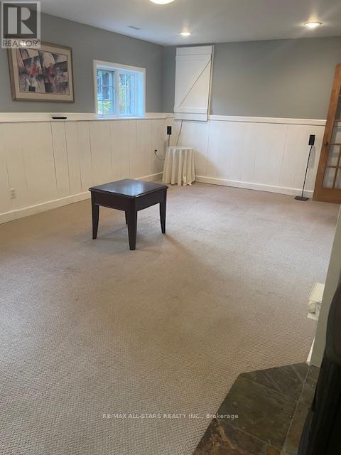 Photo du bâtiment - 2036 Lilac Dr