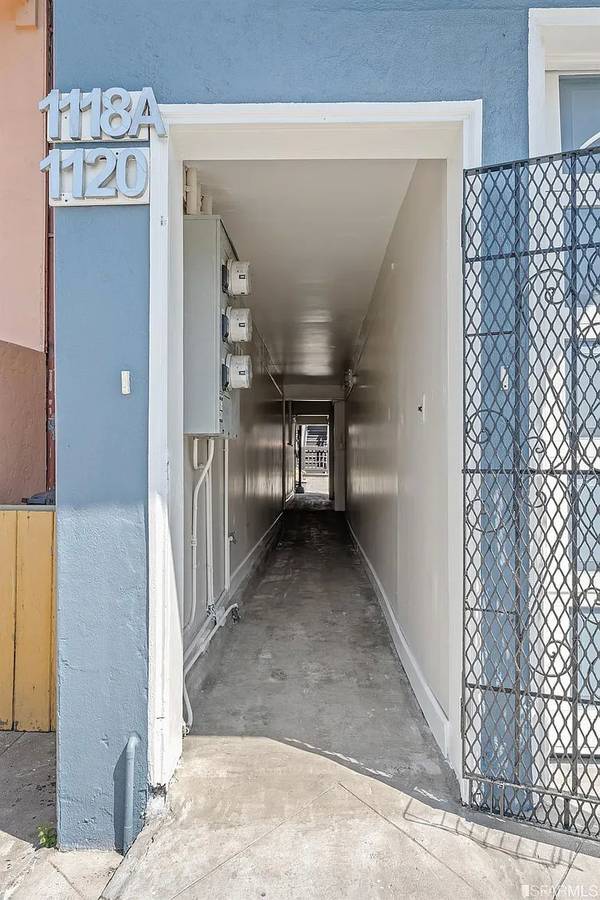 Building Photo - 1120 Capitol Ave