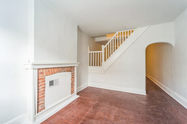 Foto del edificio - 3818 Mount Pleasant Ave