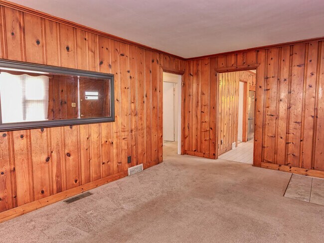 Building Photo - 3324 Arlington Dr