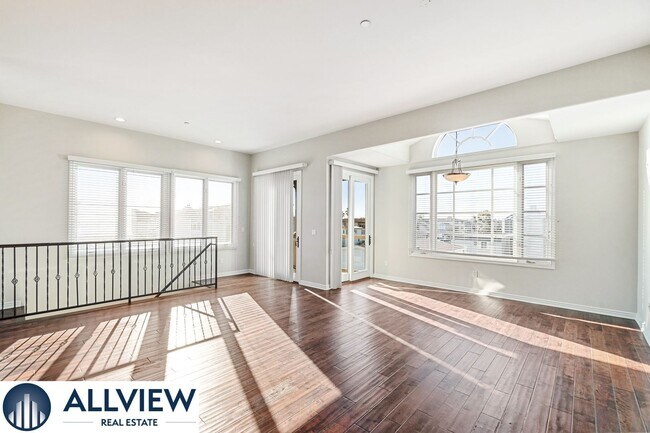 Foto del edificio - 3 br, 3.5 bath House - 17088 5th St.