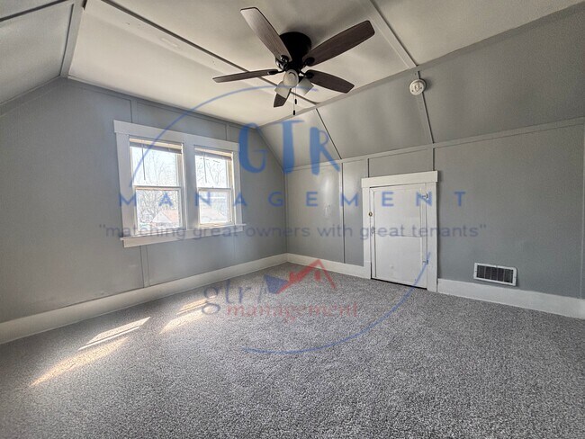 Foto del edificio - 5348 N 25th St