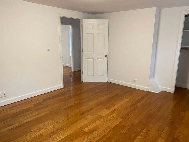 bedroom 1 - 50 Rogers St