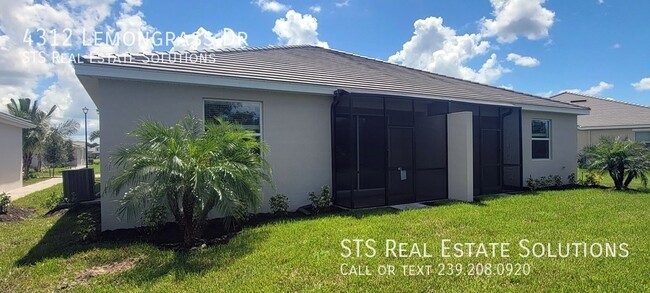 Building Photo - Gorgeous Villa at Castalina - Fort Myers
