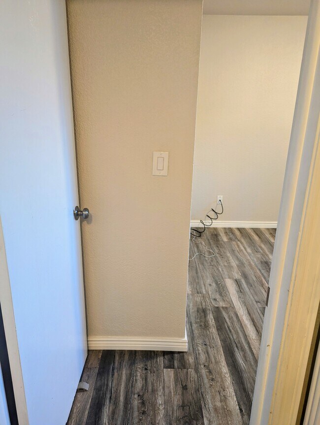 Foto del edificio - 4431 Millburn Dr