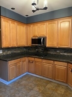 Foto del edificio - 1537 W Asher St