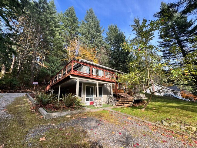 Foto del edificio - 3 Bed / 2.5 Bath in Sudden Valley!