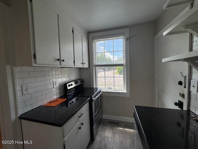 Building Photo - 2940 Oleander Dr