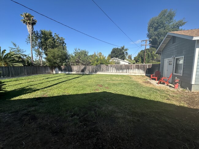 Building Photo - 401 Beaumont Dr