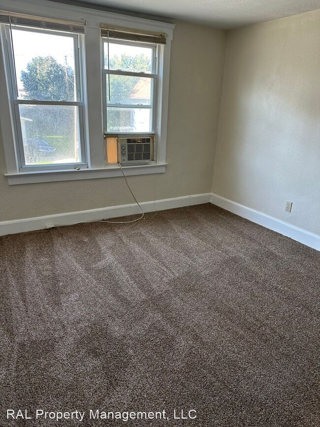 Building Photo - 3 br, 1 bath House - 1381 Penhurst Rd