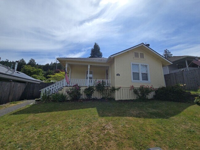 Foto del edificio - Beautifully remodeled 2BD/1BA Scotia home
