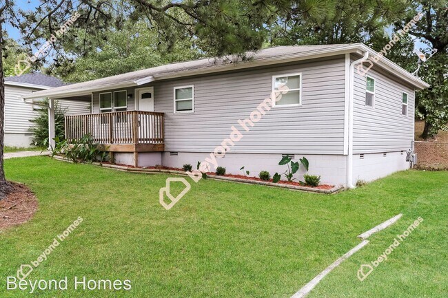 Building Photo - 3 br, 1 bath House - 5708 Wisteria Court