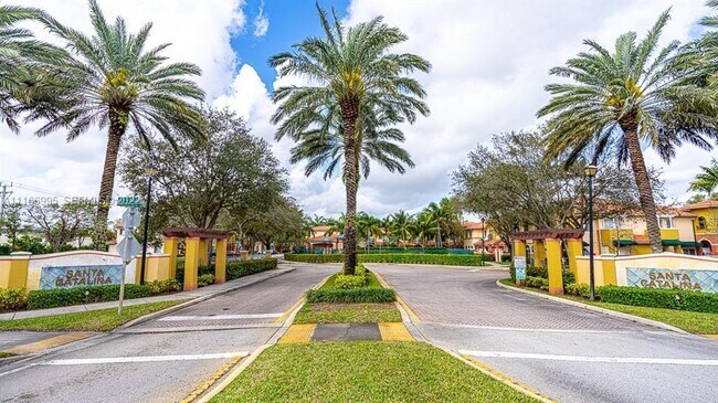 Foto del edificio - 903 N Santa Catalina Cir