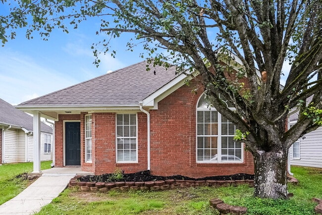 Building Photo - 1061 Village Trail