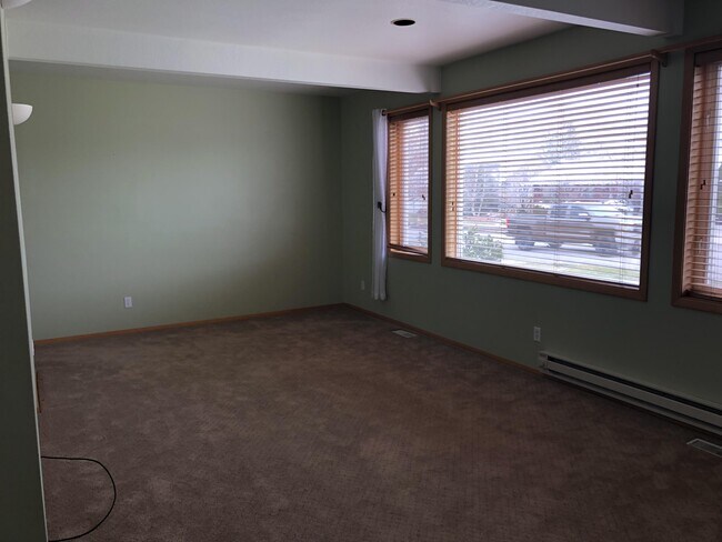 Building Photo - 77 N Sheridan Pl