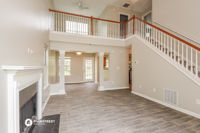 Building Photo - 412 Windstream Dr SW