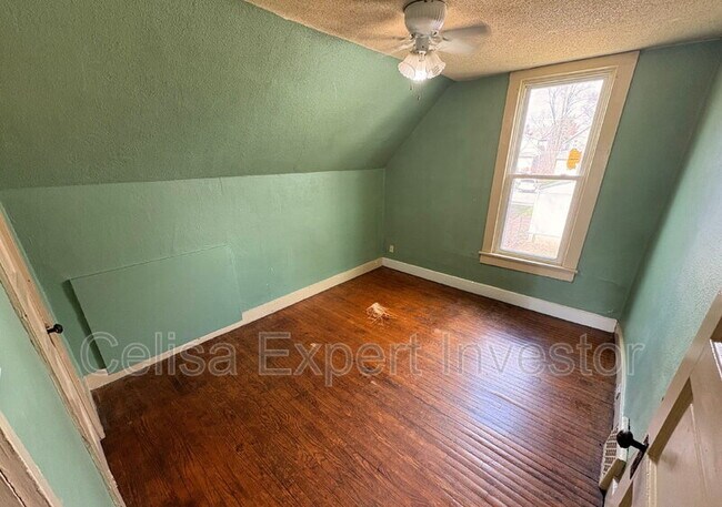 Foto del edificio - 814 Grace Ave