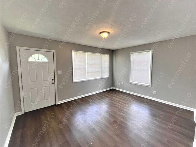 Foto del edificio - 2515 Emmett Ave