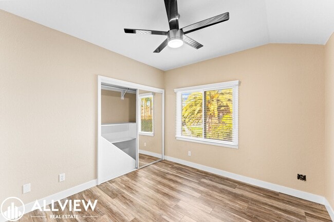 Foto del edificio - 3244 Clay St