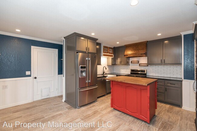Building Photo - 3 br, 2 bath House - 3803 OVERLOOK DR,