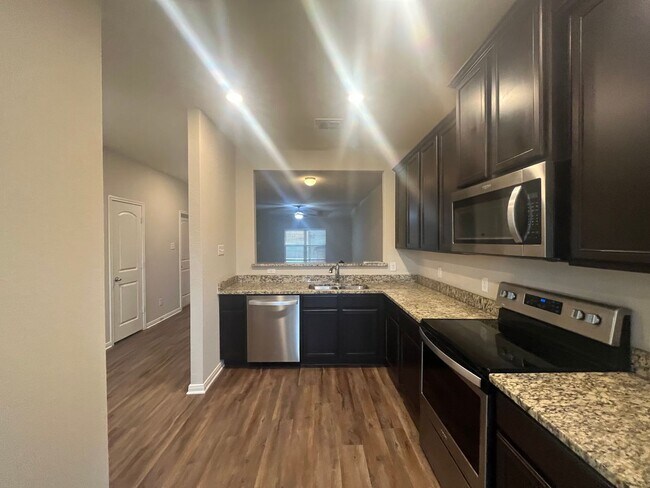 Building Photo - 6203 Cooper Cash, San Antonio, TX. 78252