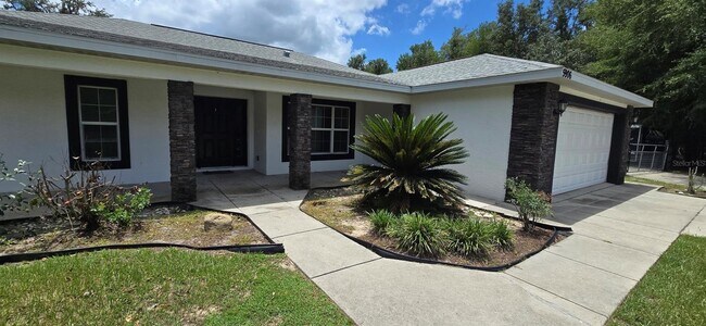 Foto del edificio - 5906 SW 172nd Loop