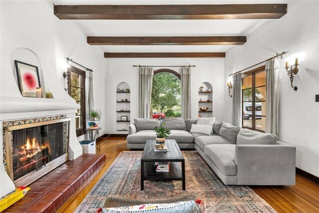 Foto del edificio - 1500 Thompson Ave