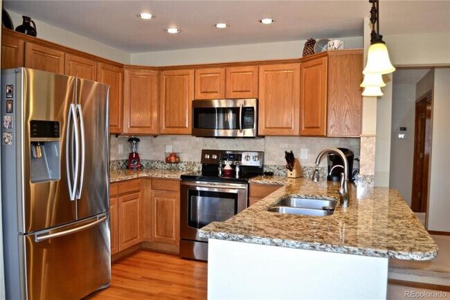 Building Photo - 3 bedroom in Littleton CO 80129