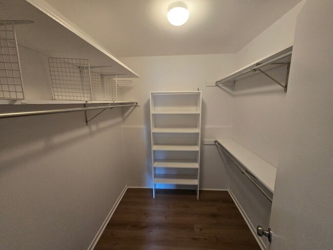 Foto del edificio - 1739 River Front Dr