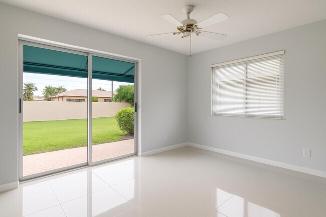 Foto del edificio - 9147 Vineland Ct