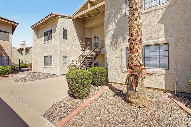 Photo - 930 N. Mesa Dr. House