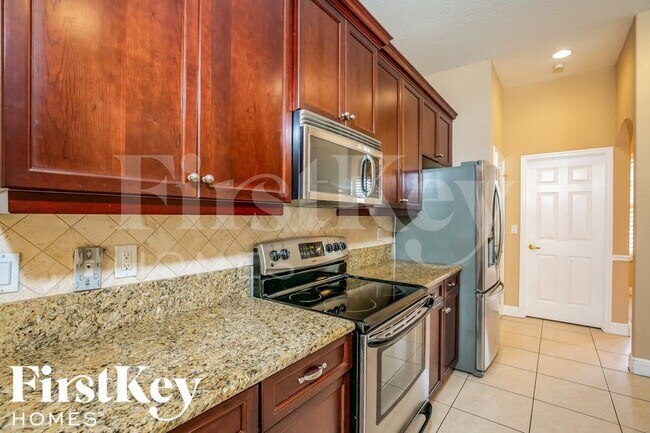 Foto del edificio - 1241 SW Wellington Ave