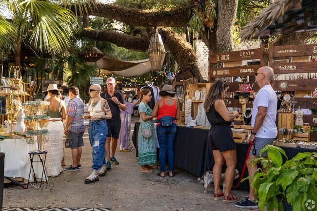 The Buena Vista Market Fest in Little Haiti offers visitors jewelry, clothes, and other great finds.