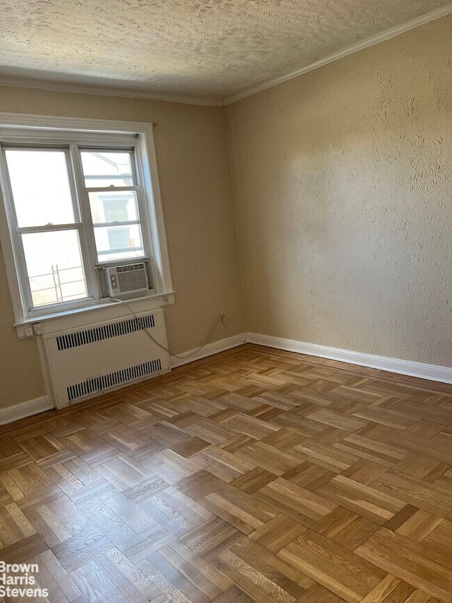 1350 E 46th St Unit 1, Brooklyn, NY 11234 Room for Rent in Brooklyn