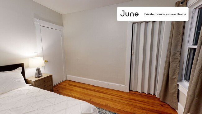 Foto del edificio - Room in Shared 3 bed/1 bath home in Somerville
