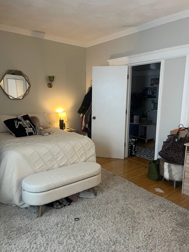 Foto del edificio - 4 Farrington Ave