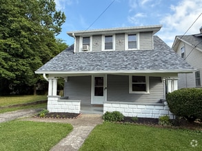 Building Photo - 123 E High St