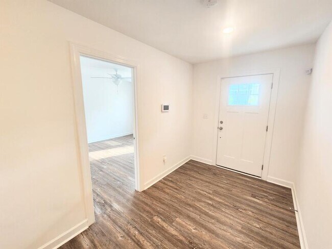 Building Photo - 8502 Chesapeake Blvd