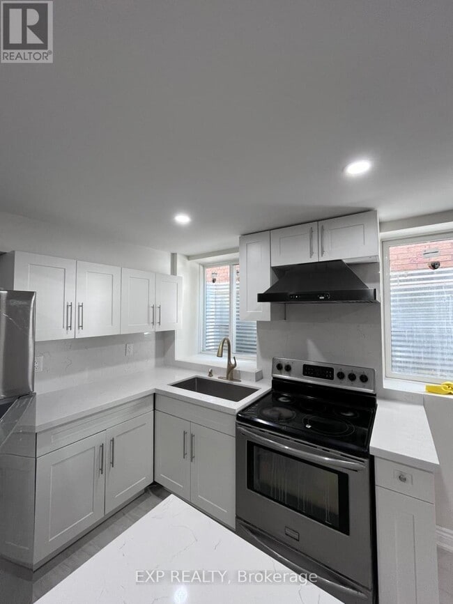 Building Photo - 145 Betony Dr