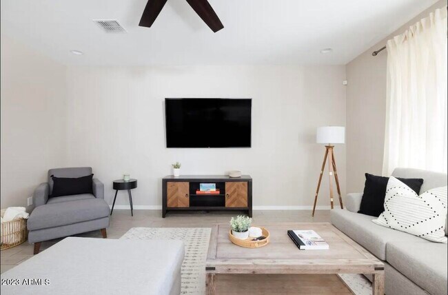 Foto del edificio - 5542 N 107th Ln