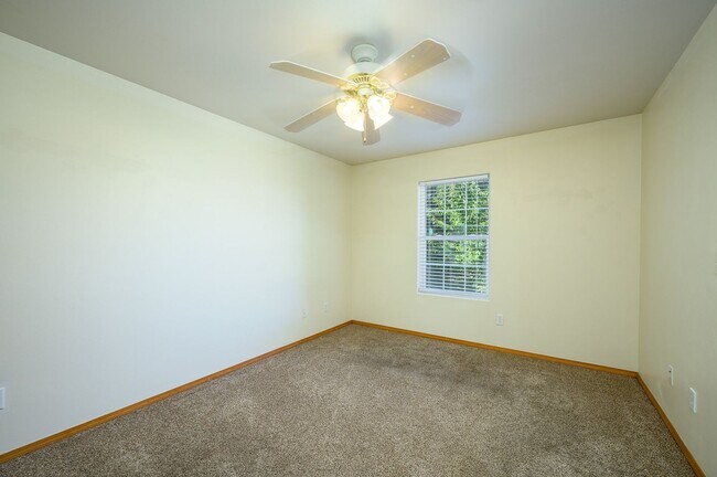 Building Photo - EDD1411