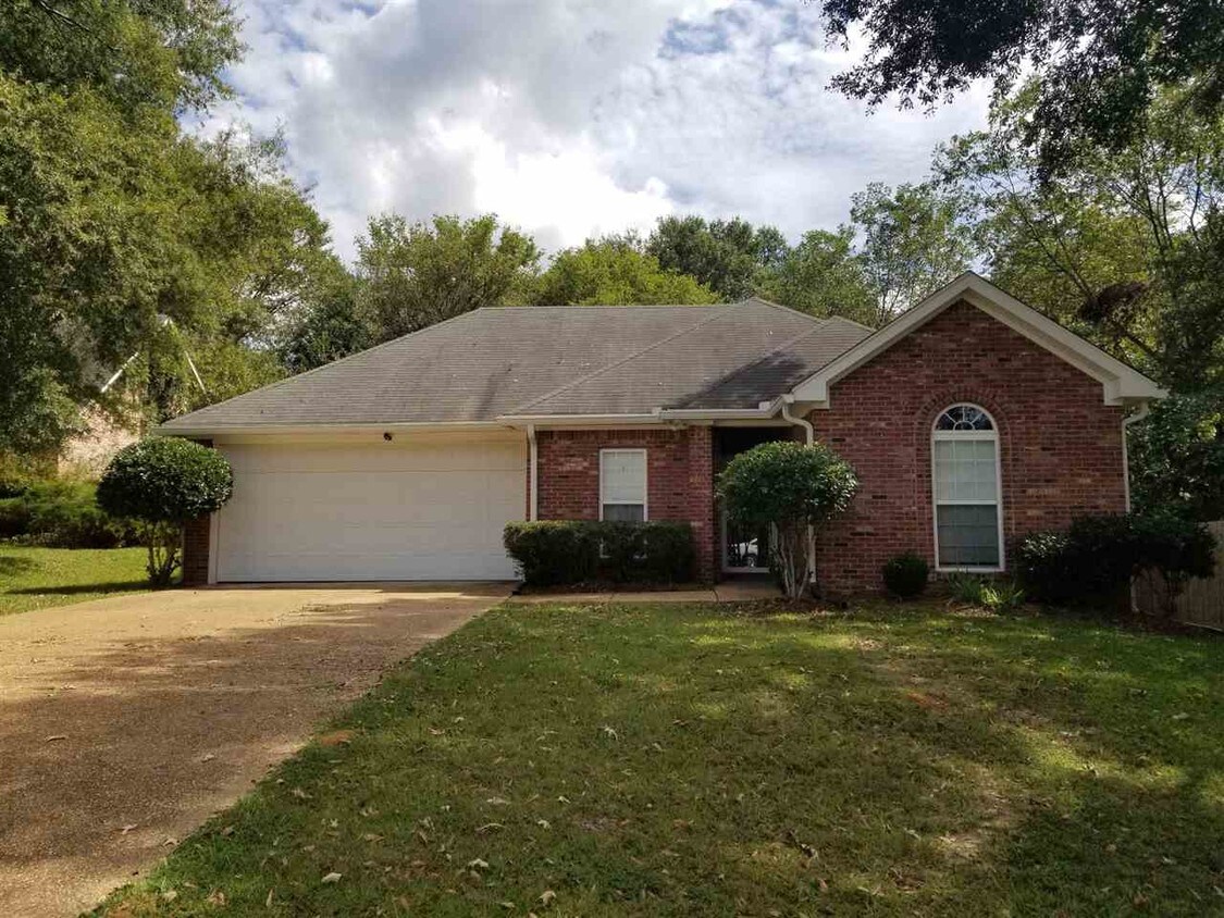 232 Cherry Bark Dr, Brandon, MS 39047 House Rental in Brandon, MS