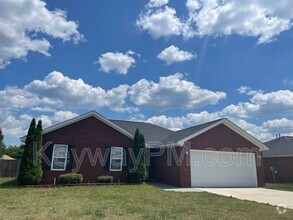 Building Photo - 221 Taylor Cir