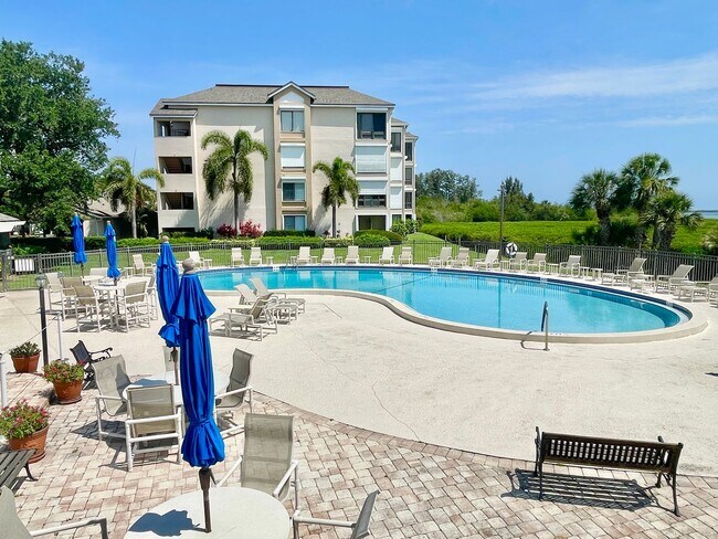 Foto del edificio - Application Under Review - 2 BR 2 Bath Con...